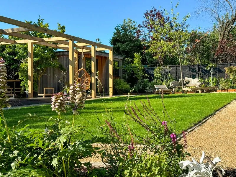 Contemporary English Garden, view 3