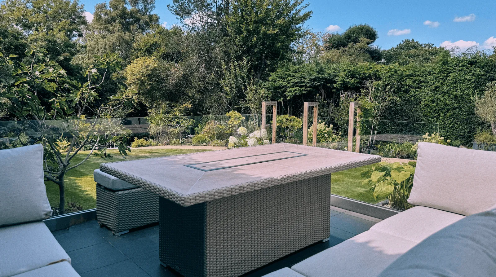 Contemporary English Tiered Garden, view 11