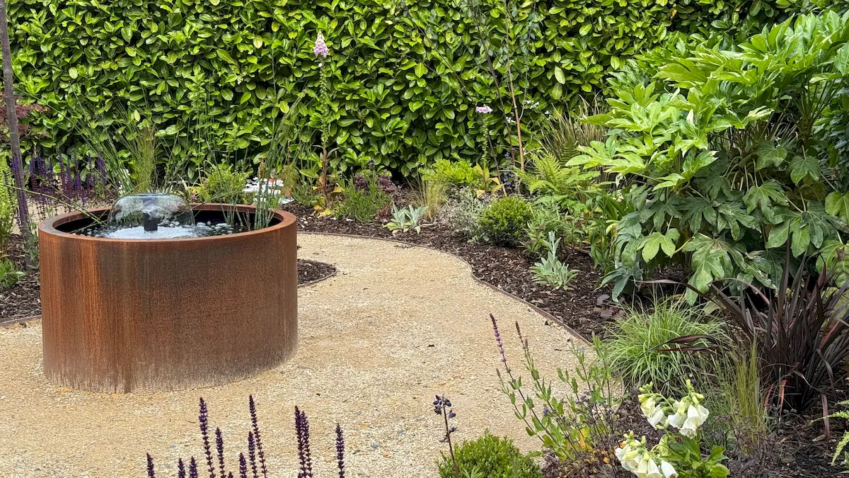 Front Garden, view 8