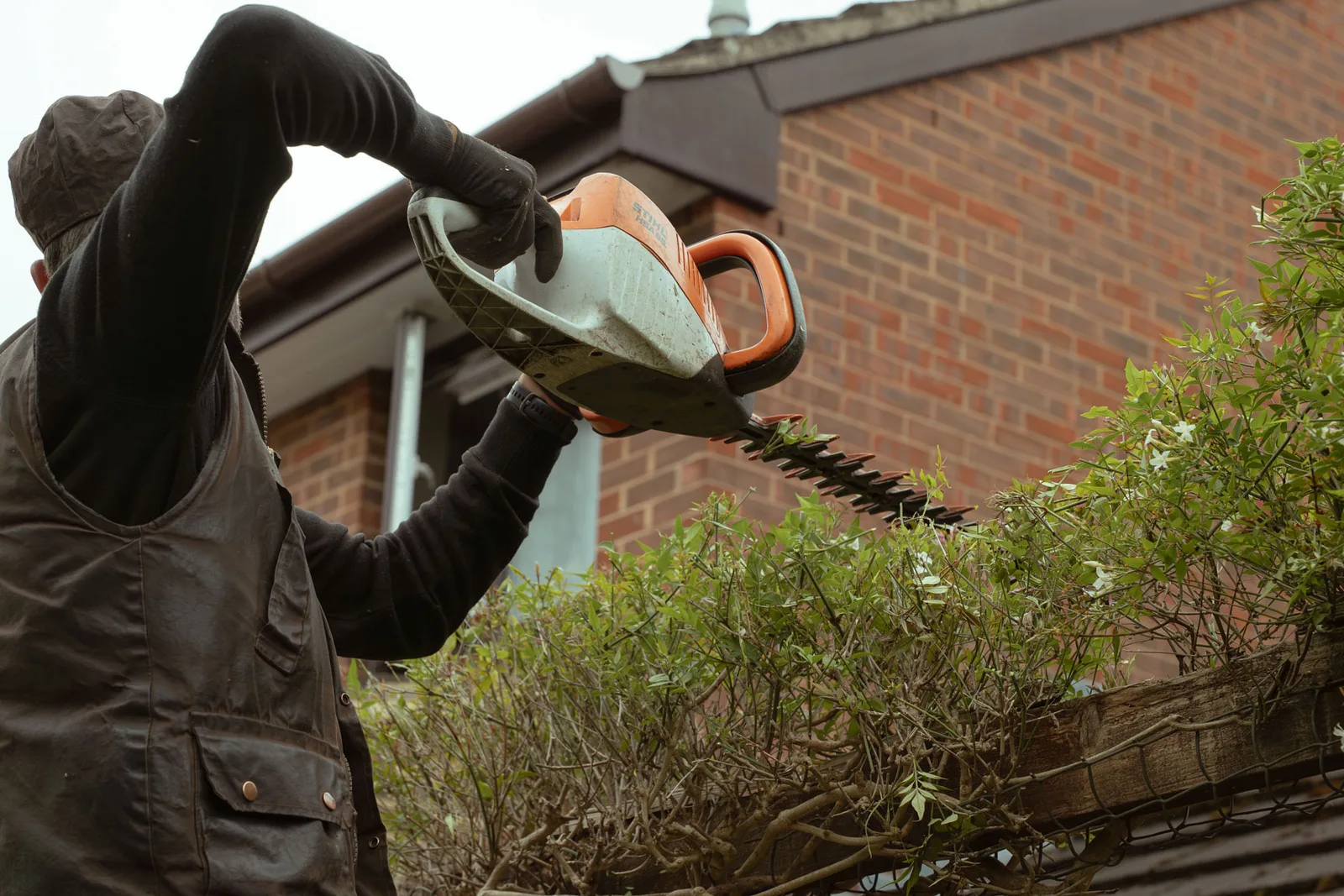 Hedge & boundary maintenance