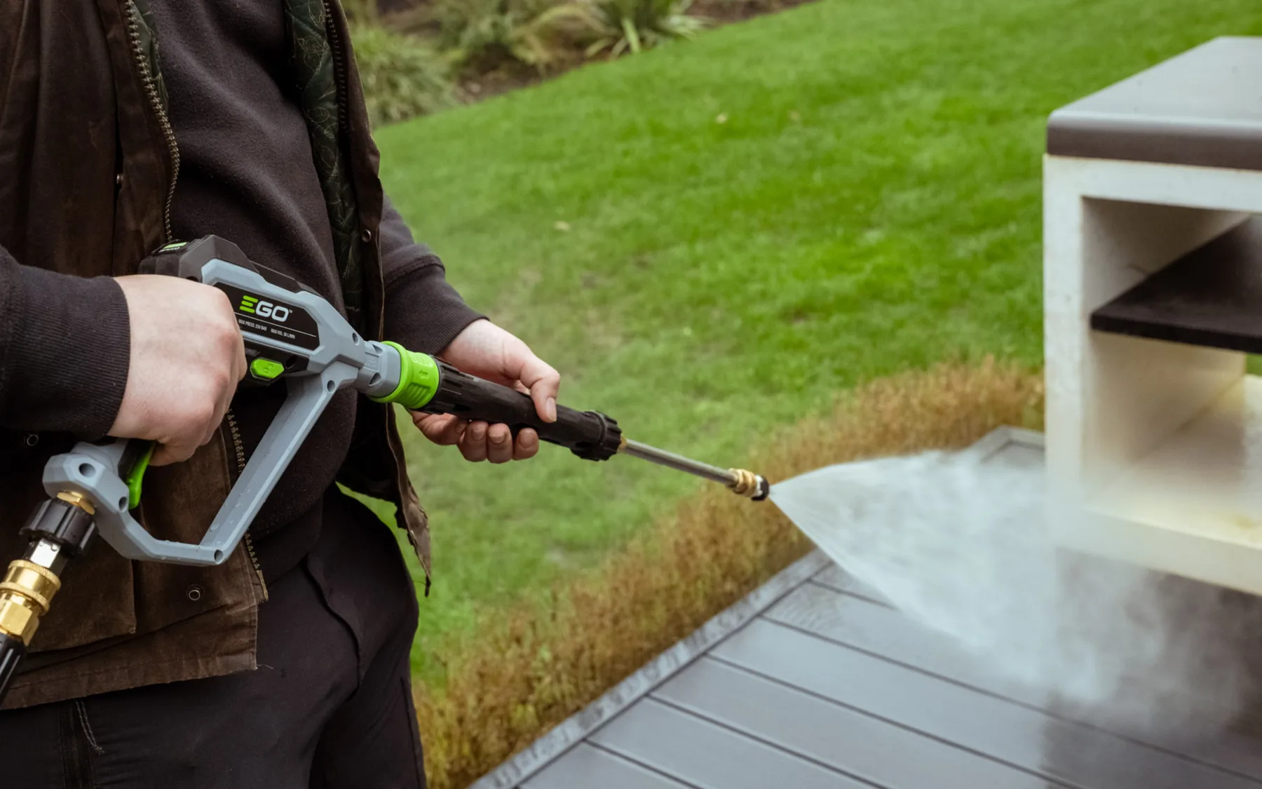 Jet washing